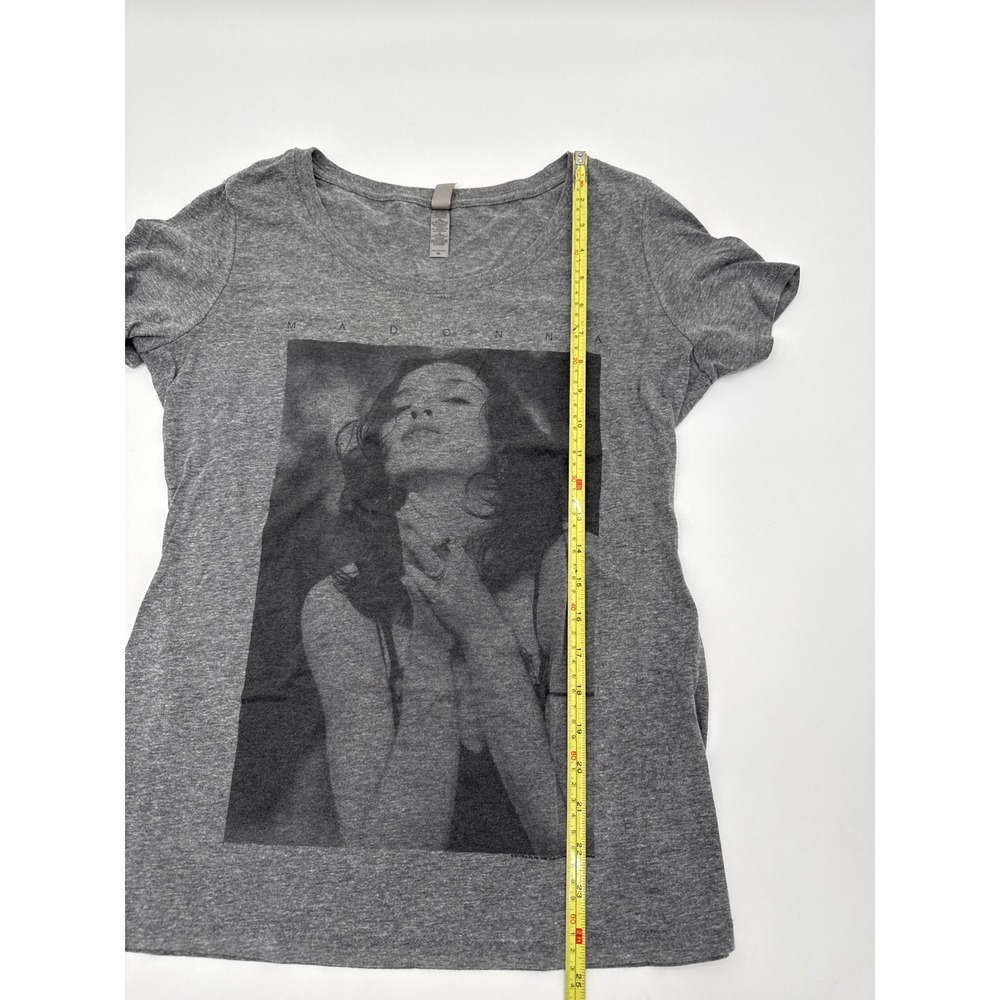 Madonna Graphic T-Shirt Gray Rebel Heart Tour Live Nation 2015 Women XL - Picture 8 of 10